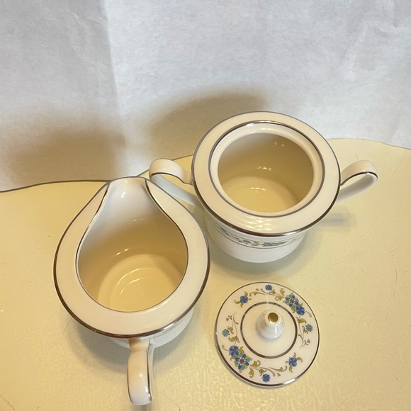 NORITAKE Norma 7016 Japan Sugar and Creamer Set